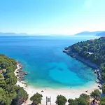 Vassilis *
