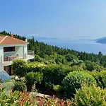 Vassilis Fiscardo Kefalonia Vila Katsaráta
