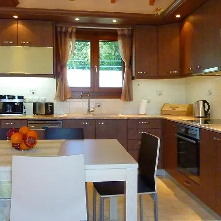 Vassilis Fiscardo Kefalonia * Κατσαράτα